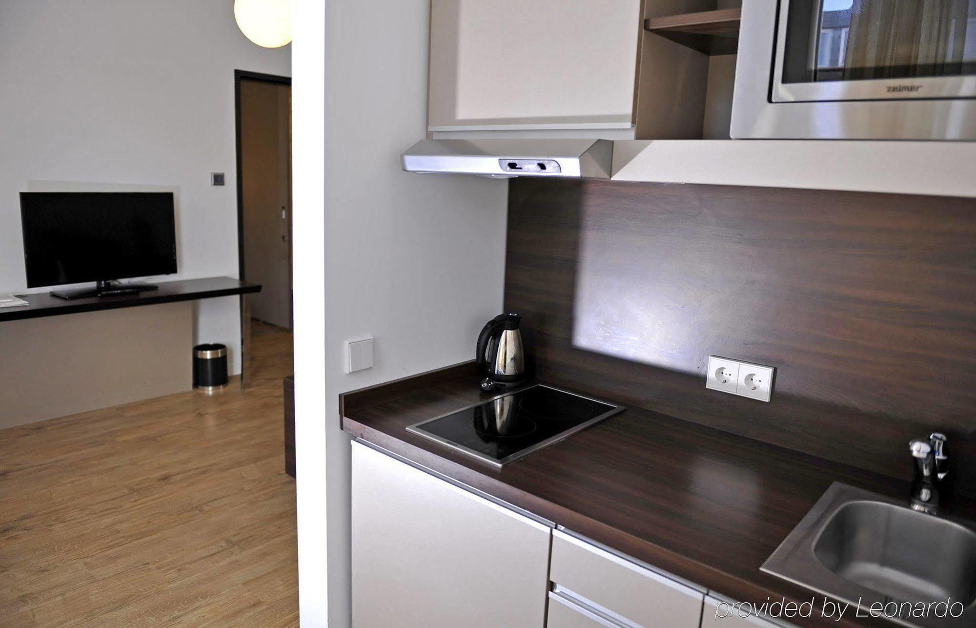 Hotel Vier Jahreszeiten Berlin City Экстерьер фото