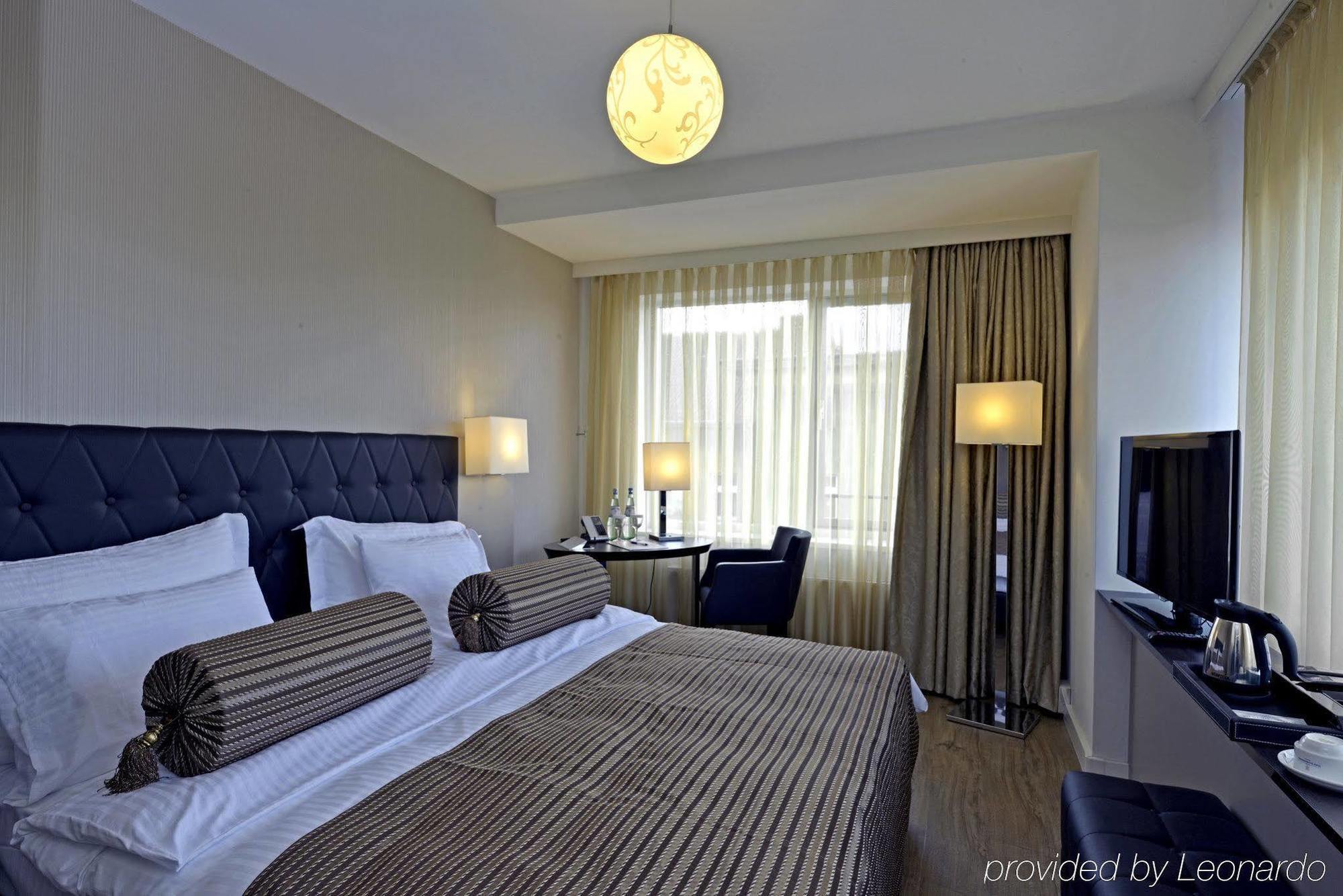 Hotel Vier Jahreszeiten Berlin City Экстерьер фото