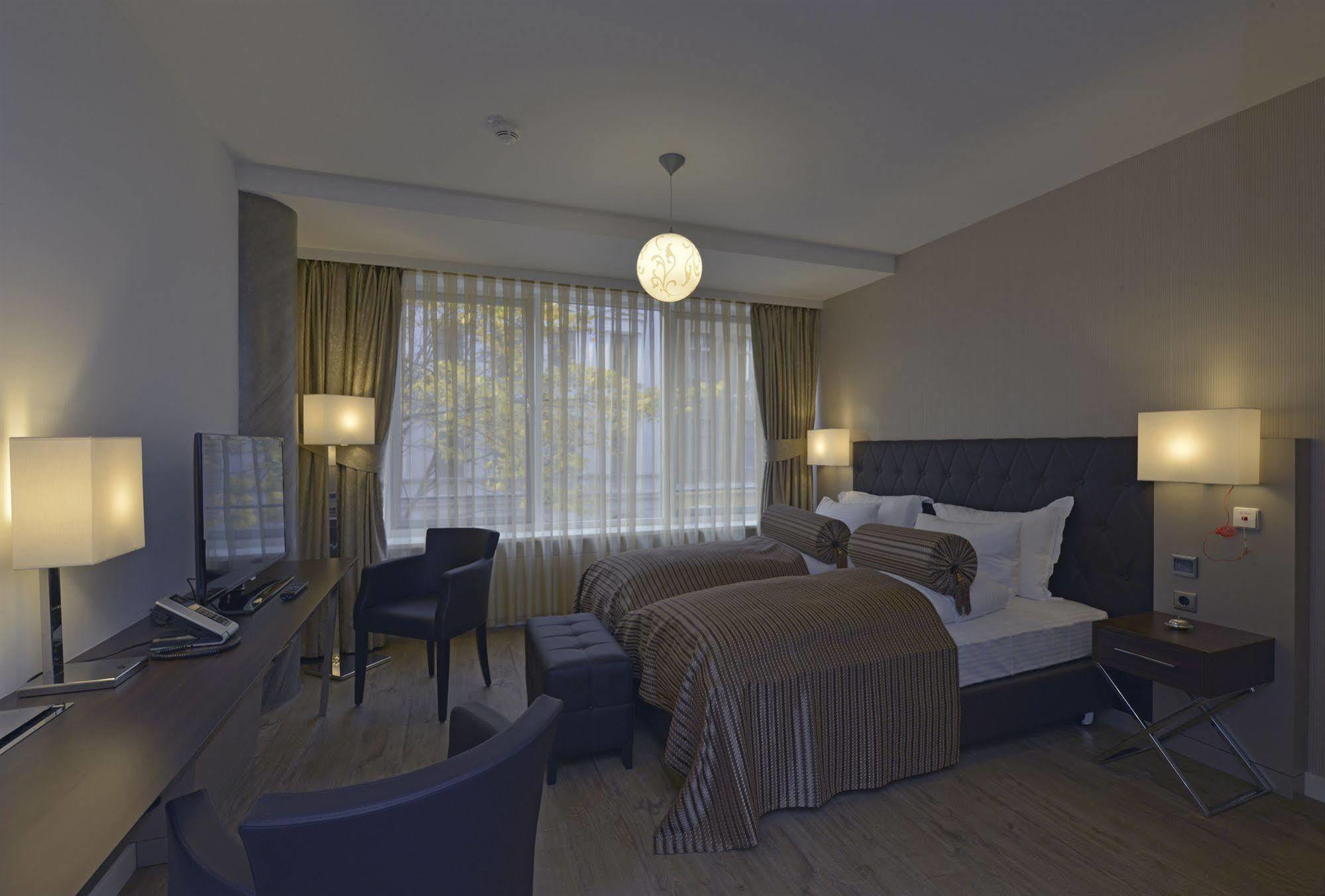 Hotel Vier Jahreszeiten Berlin City Экстерьер фото